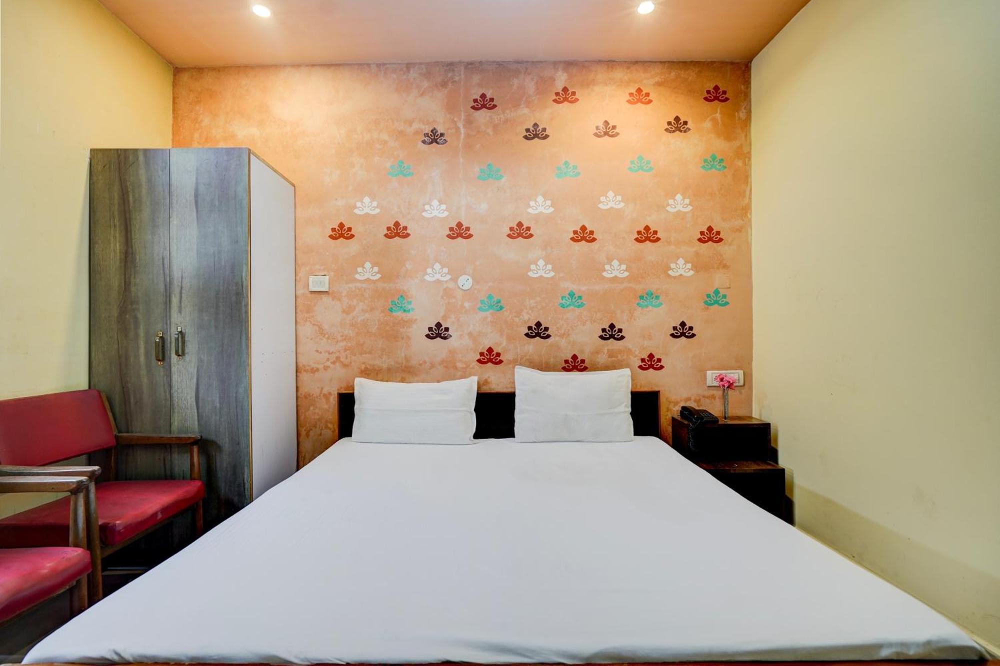 Hotel O Shyam Utsav Mirzāpur Eksteriør bilde